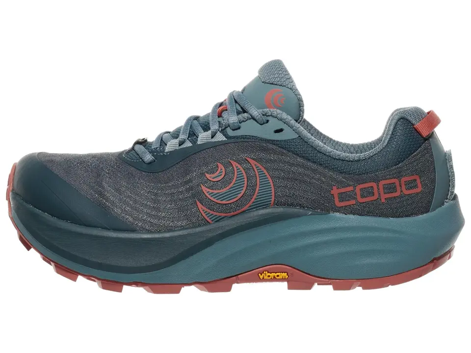 Topo Athletic Pursuit 3