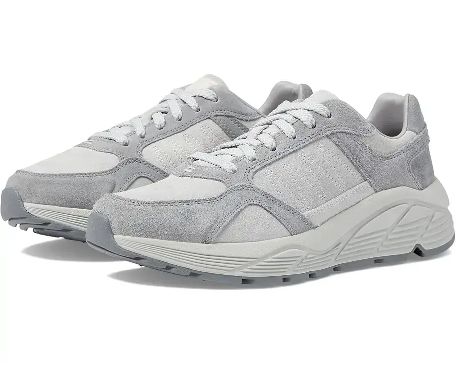 Women's LABEL Go-To Sneaker