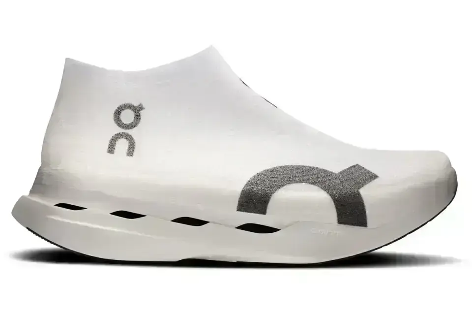 Unisex LightSpray Cloudboom Strike