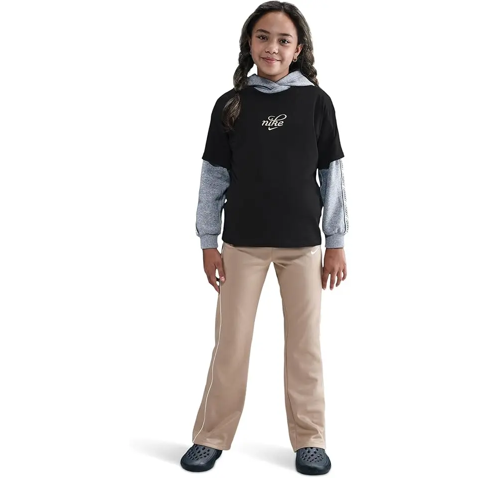 Sportswear T-Shirt (Big Kid)