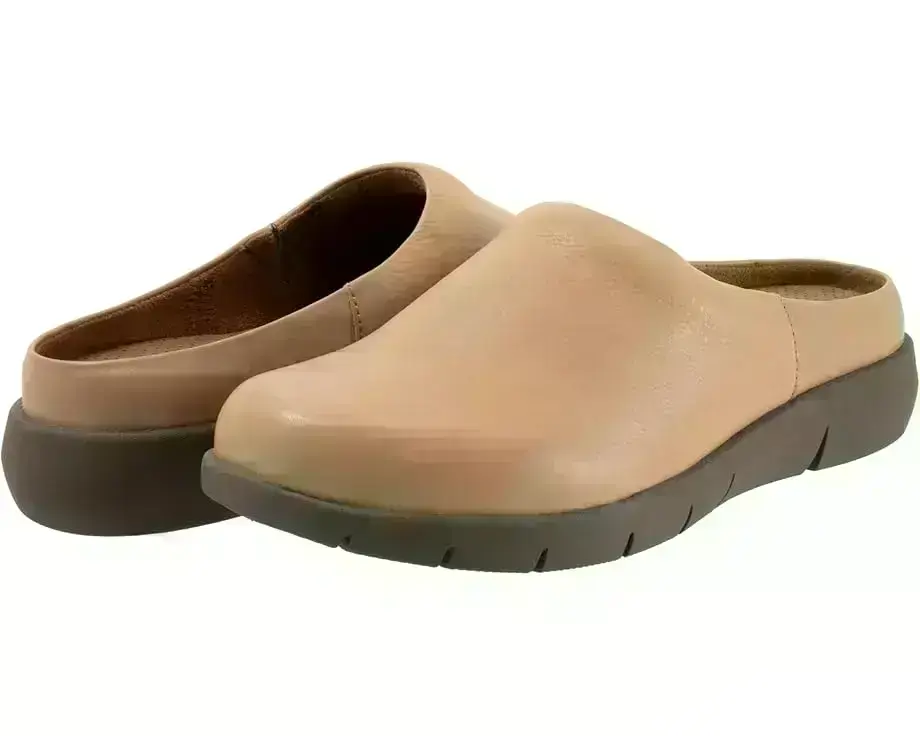 Women's SoftWalk Andria