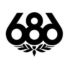 686